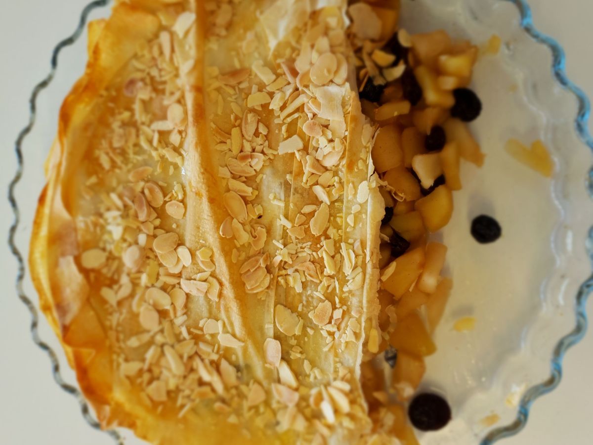 Apple Filo Pie