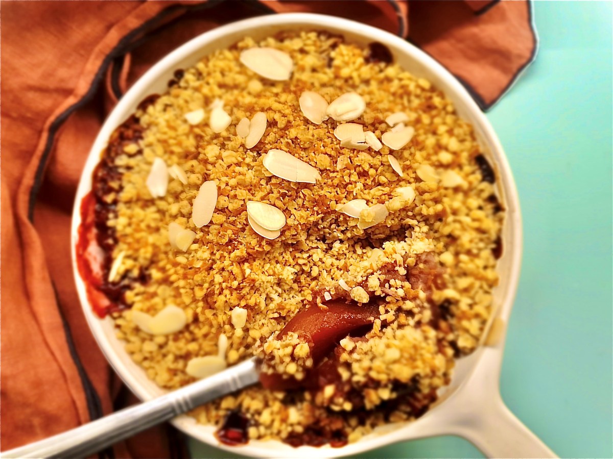 Chai Fruit Crumble