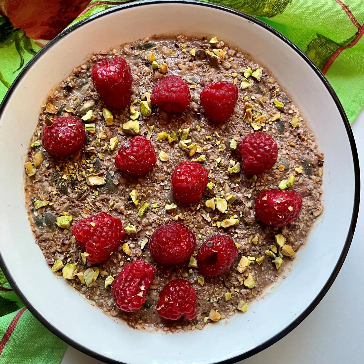 Chai Pistachio Chocolate&nbsp;Oats